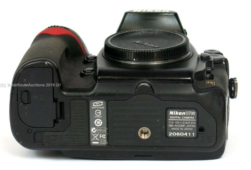 NIKON D700 DSLR CAMERA Body PROFESSIONAL DSLR BODY