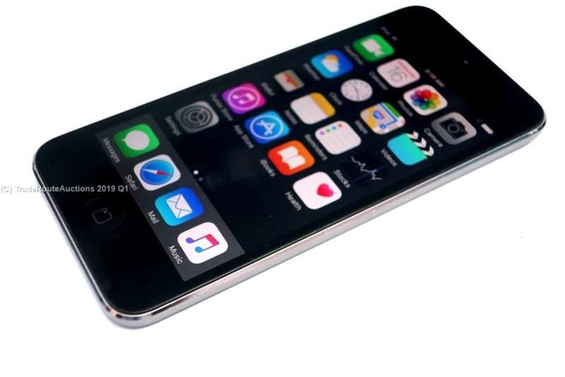 Apple iPod Touch | SPACE GREY | 32GB | 5th Generation | A1421 | ME978BT/A | RETINA DISPLAY