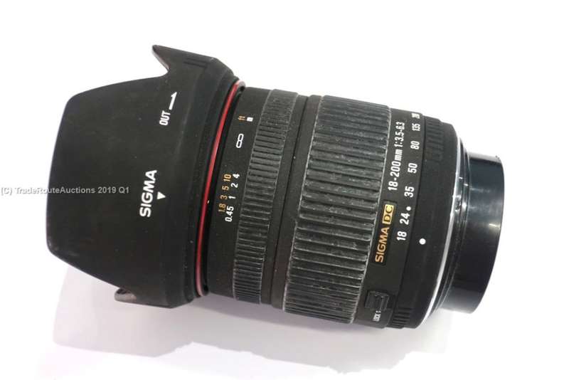 SIGMA 18-200mm Lens F3.5-6.3 for Pentax Cameras