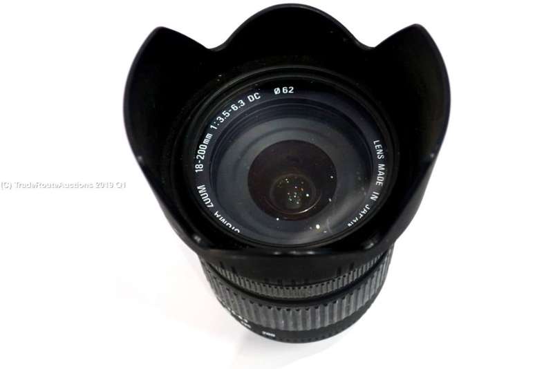 SIGMA 18-200mm Lens F3.5-6.3 for Pentax Cameras