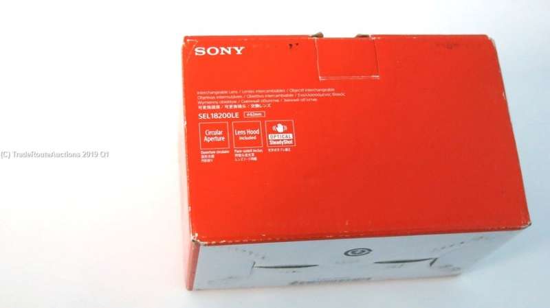 BOXED - Sony E 18-200mm F3.5-6.3 OSS E-Mount Zoom Lens (SEL18200LE) NEX