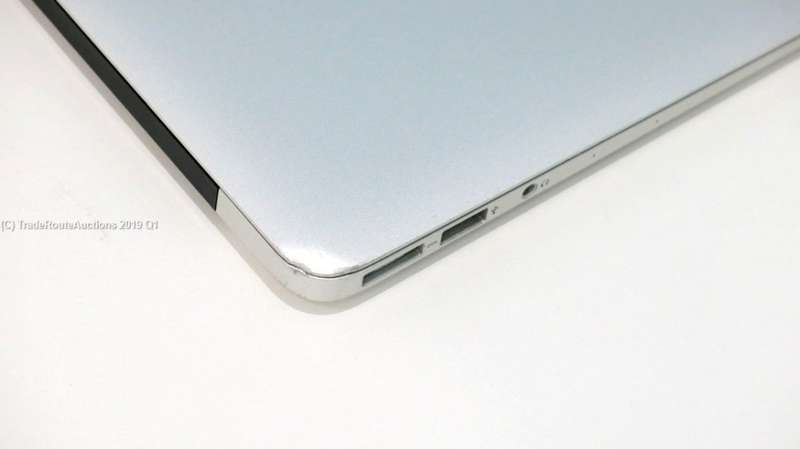 Apple MacBook Air 13.3-inch | Core i5 1.8GHz | 8GB RAM | 128GB SSD MACBOOK AIR 13 INCH 2017 MODEL