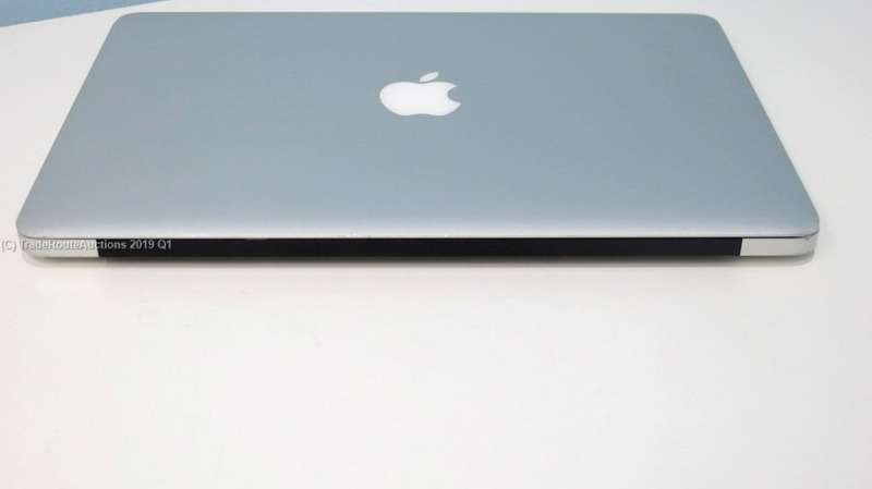 Apple MacBook Air 13.3-inch | Core i5 1.8GHz | 8GB RAM | 128GB SSD MACBOOK AIR 13 INCH 2017 MODEL