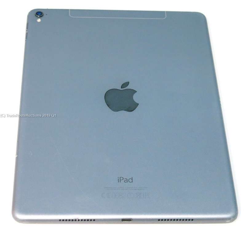 IPAD Pro 9.7-inch | MLQ32HC/A | 128GB | WiFi + 4G CELLULAR | Space Grey | A1674 | RETINA DISPLAY