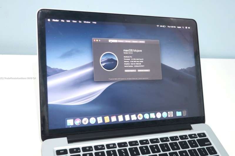 Apple MacBook Pro 13.3-inch  | Core i5 2.4GHz | 4GB DDR3  | 128GB SSD  ** RETINA DISPLAY * LATE 2013