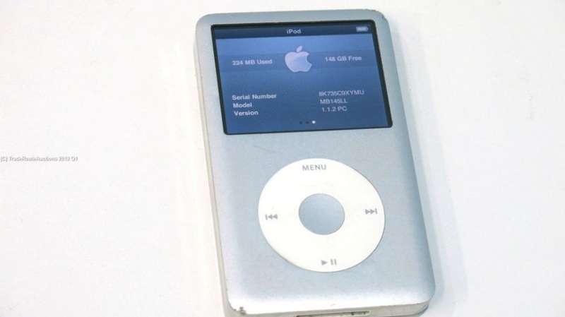 Apple IPod Classic 160GB [ MB145 ] *** 6th Generation **** IPOD 160GB SILVER 2.5" LCD Screen