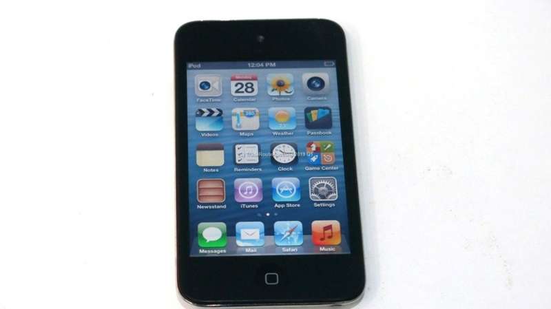 Apple iPod Touch 4th Generation Black | 8GB Retina Display | MC540BT/A | A1367