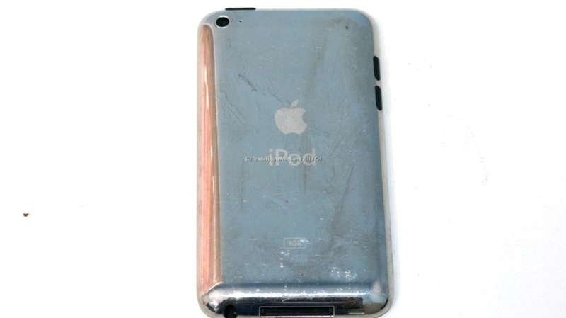 Apple iPod Touch 4th Generation Black | 8GB Retina Display | MC540BT/A | A1367