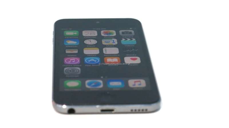 Apple iPod Touch | SPACE GREY | 16GB | 5th Generation | A1421 | MGG82ZP/A | RETINA DISPLAY