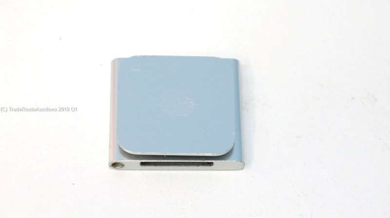 Apple iPod nano 6th Generation (8GB) (SILVER) MC525