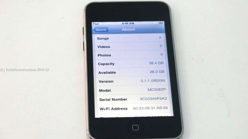 Apple iPod Touch 3rd Generation 32GB  | MC008ZP - A1318