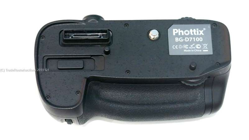 Phottix Battery Grip BG-D7100 for Nikon D7100 Camera