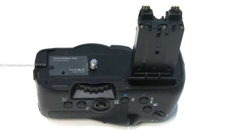 VERTICAL Battery Grip For Sony A77 & SONY A77V