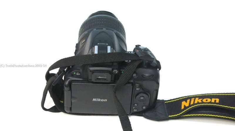 [ 24.1 MEGAPIXELS ] NIKON D5200 DSLR CAMERA +  18-55MM NIKKOR VR LENS PROFESSIONAL KIT