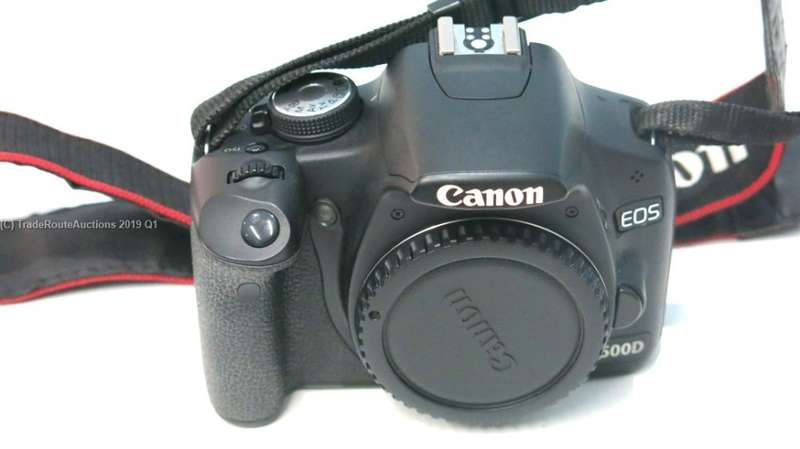 Canon EOS 500D Digital SLR camera 15.1 Megapixels FULL HD Body ONLY
