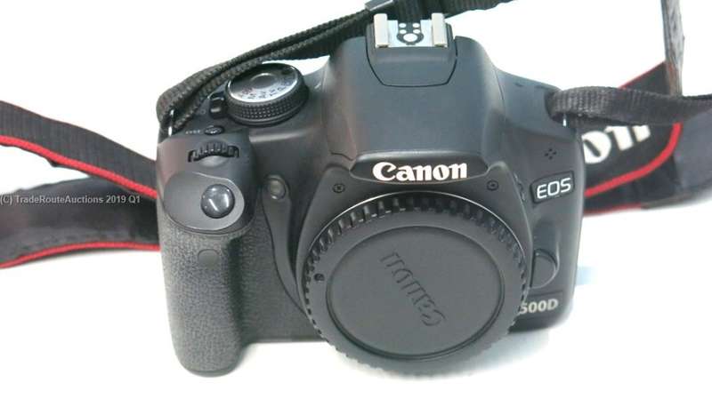 Canon EOS 500D Digital SLR camera 15.1 Megapixels FULL HD Body ONLY