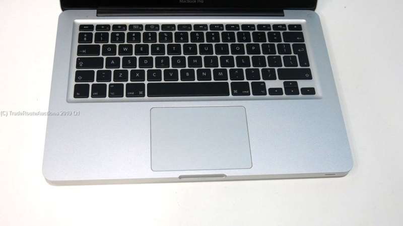 Apple MacBook Pro 13.3 inch | Core 2 Duo 2.53 Ghz | 4GB DDR3 RAM | 250GB HDD