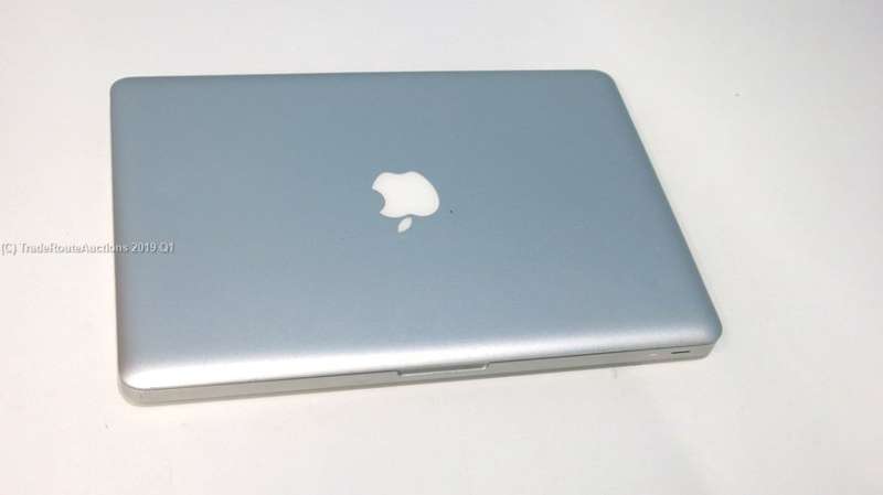 Apple MacBook Pro 13.3 inch | Core 2 Duo 2.53 Ghz | 4GB DDR3 RAM | 250GB HDD