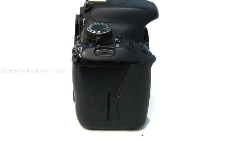 Canon EOS 600D Digital SLR CAMERA BODY ONLY - PROFESSIONAL [18 Megapixels]