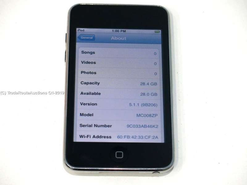 Apple iPod Touch 3rd Generation 32GB  | MC008ZP - A1318