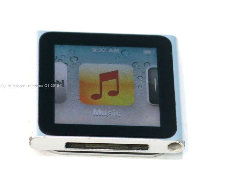 Apple iPod nano 6th Generation (8GB) (SILVER) MC525