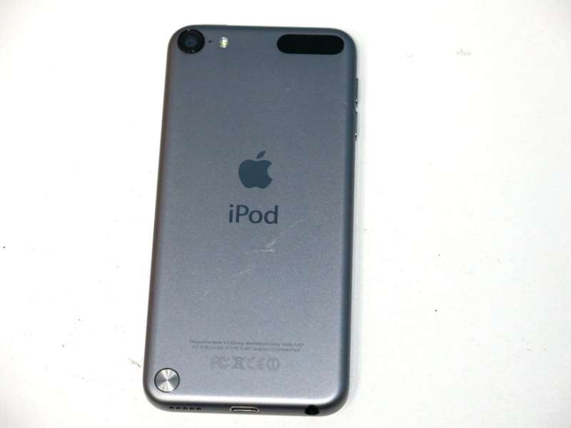 Apple iPod Touch | SPACE GREY | 32GB | 5th Generation | A1421 | ME978BT/A | RETINA DISPLAY