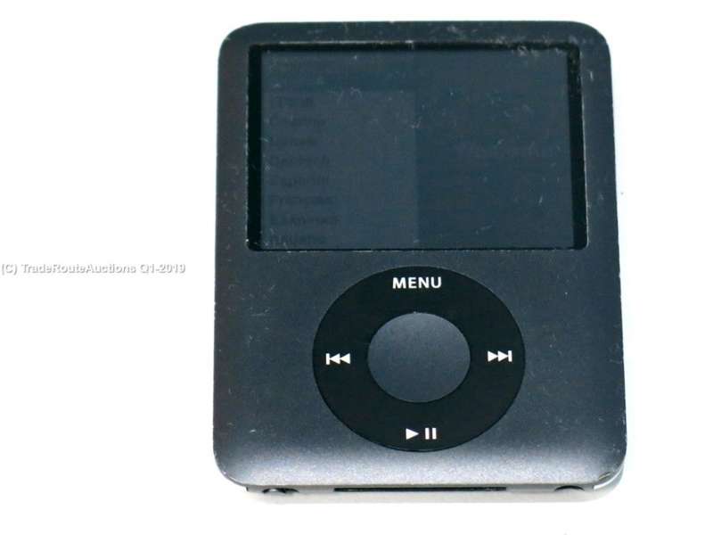 Apple iPod Nano | Black | 8GB | 3rd Generation | MB261ZP | A1236  **** IPOD NANO ****