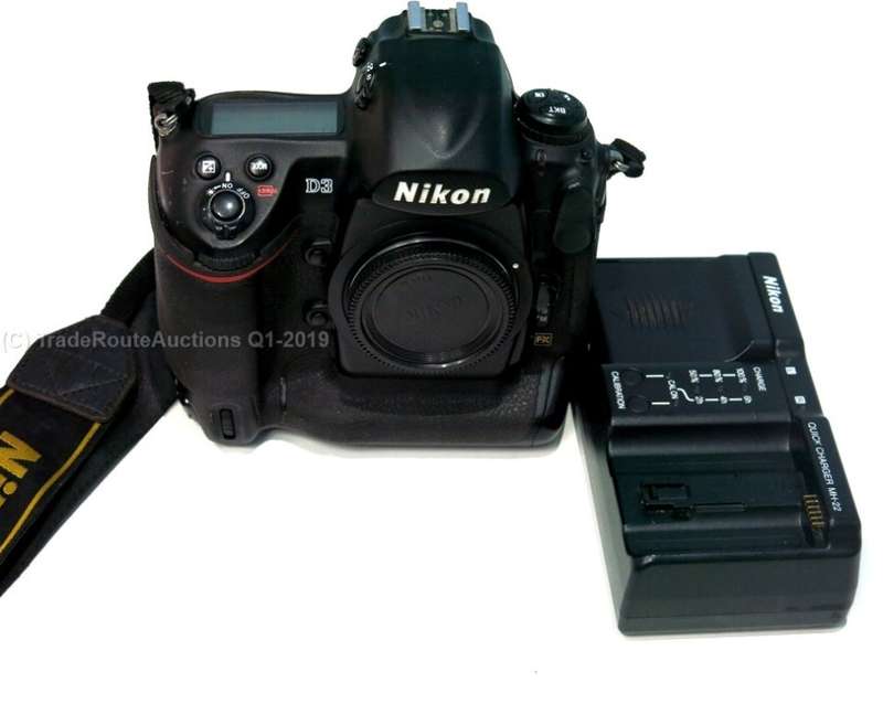 Nikon D3 FX DSLR Professional Camera (Body Only) | Fast, accurate 51-point AF
