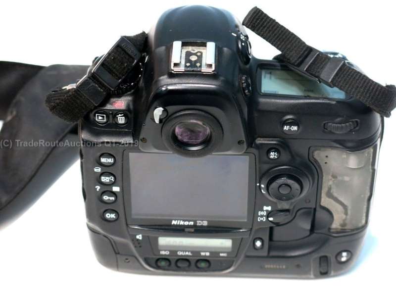 Nikon D3 FX DSLR Professional Camera (Body Only) | Fast, accurate 51-point AF