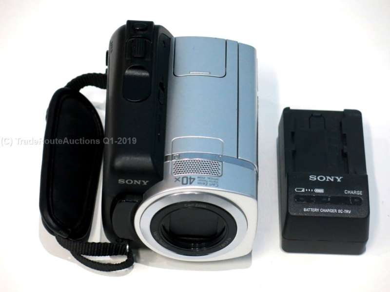 Sony DCR-SR45 30GB Hard Drive Handycam Camcorder with 40x Optical Zoom (HYBRID)