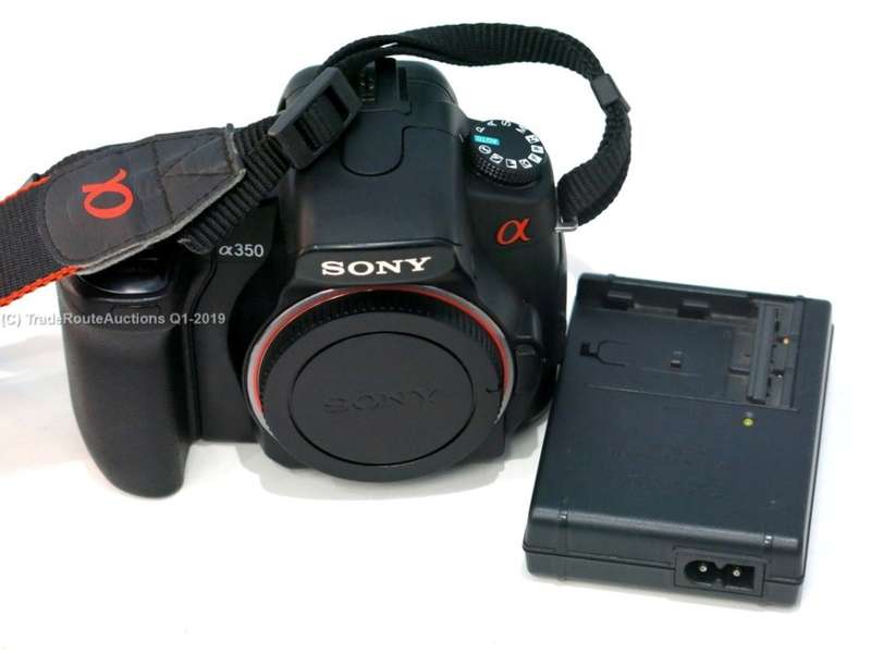 SONY ALPHA A350 DIGITAL CAMERA 14.2 MP BODY ONLY
