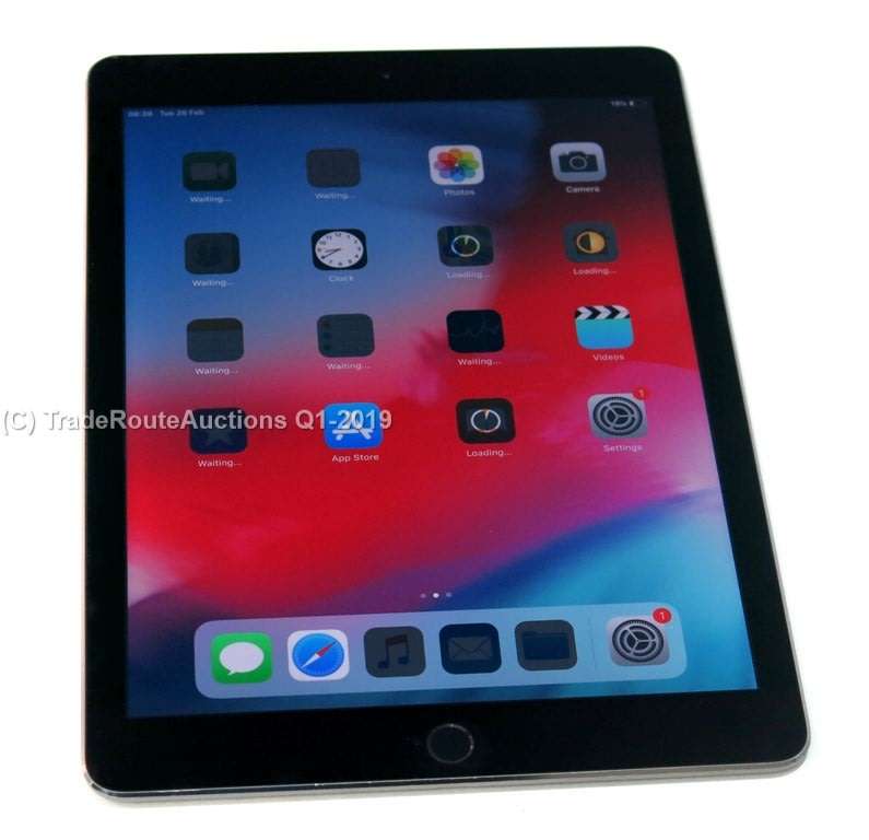 BOXED - IPAD AIR 2 | MNV22HC/A | 32GB | WiFi | SPACE GREY  **  RETINA DISPLAY  **