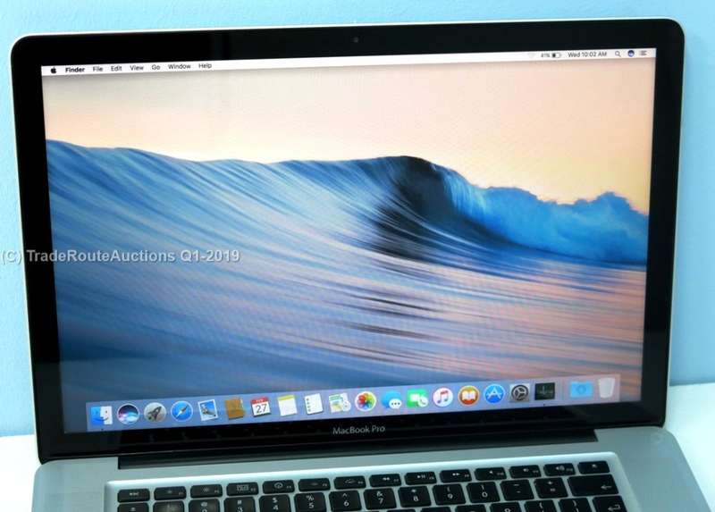 Apple MacBook Pro 15.4-inch | Core i7 2.66GHz | 4GB DDR3  | 500GB HDD *** GENUINE APPLE ***