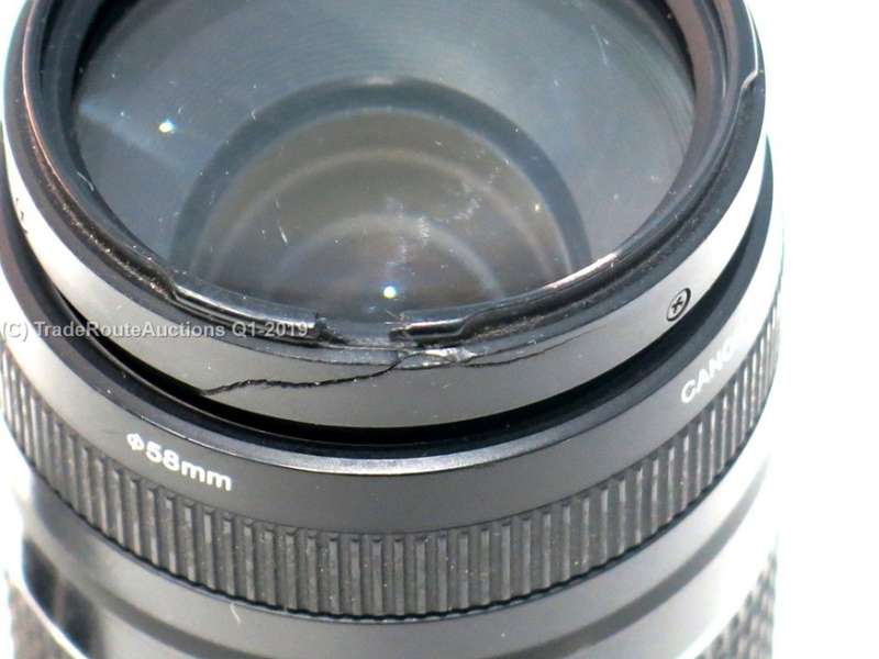CANON EF 75-300MM III USM Zoom Lens Canon Cameras  - Cracked filter ring
