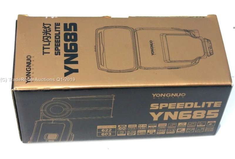 BOXED - Yongnuo YN-685 TTL HSS Speedlight Flash for CANON