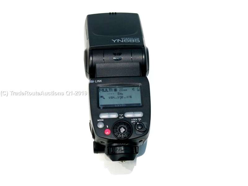 BOXED - Yongnuo YN-685 TTL HSS Speedlight Flash for CANON