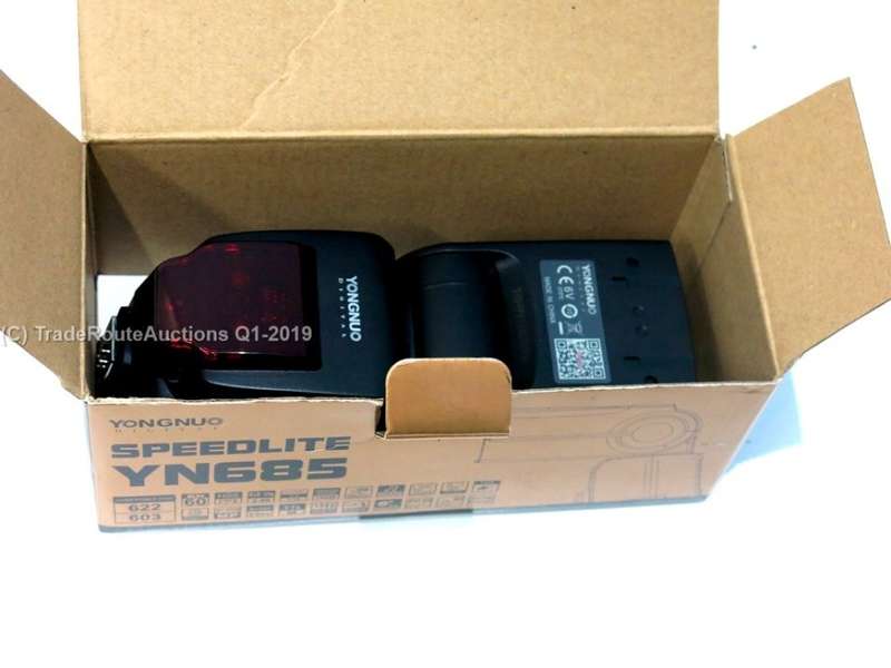 BOXED - Yongnuo YN-685 TTL HSS Speedlight Flash for CANON