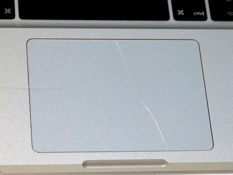MacBook Pro 13.3-inch | Core i5 2.3GHz | 4GB DDR3 RAM | 1TB HDD - ORIGINAL APPLE