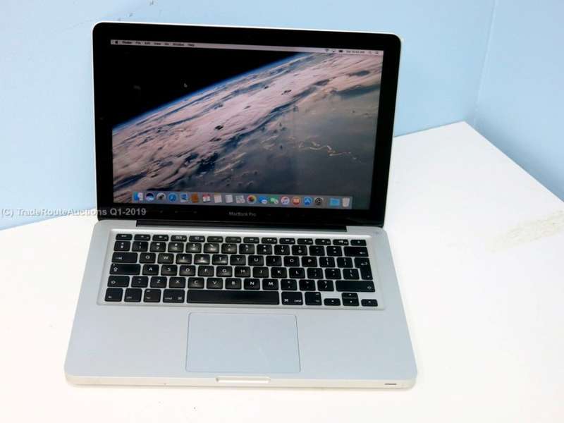 MacBook Pro 13.3-inch | Core i5 2.3GHz | 4GB DDR3 RAM | 1TB HDD - ORIGINAL APPLE