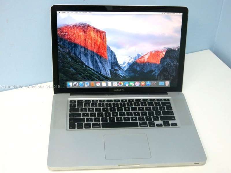 MacBook Pro 15.4-inch | Core 2 duo 2.53GHz | 4GB DDR3 RAM | 500GB HDD *** GENUINE APPLE ***