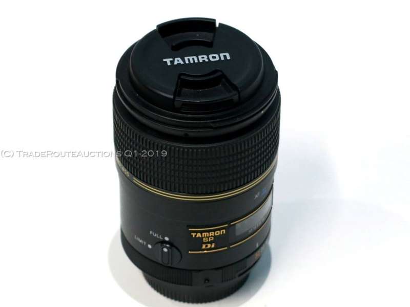 Tamron 272E Di SP 90mm f/2.8 Macro 1:1 AF Di Lens for Nikon DSLR Cameras