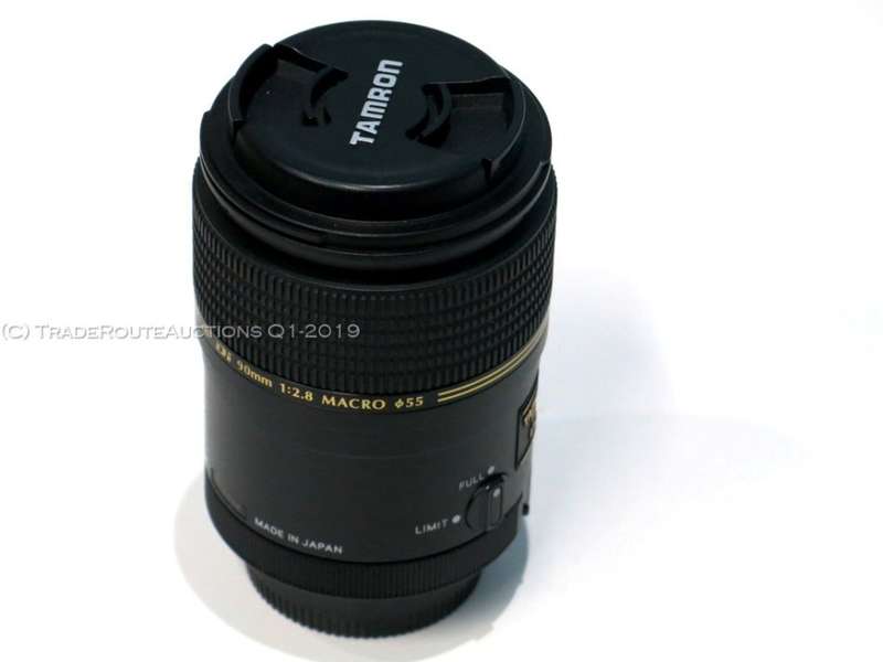 Tamron 272E Di SP 90mm f/2.8 Macro 1:1 AF Di Lens for Nikon DSLR Cameras