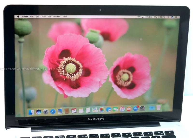 MacBook Pro 13.3-inch | Core i7 2.9GHz | 8GB DDR3 RAM | 750GB HDD - ORIGINAL APPLE