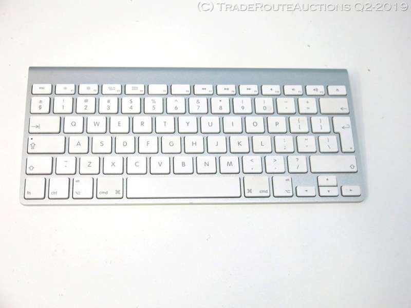 APPLE WIRELESS KEYBOARD - CAN BE USED WITH IMAC & MAC MINI
