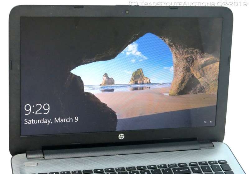 HP Pavilion TPN-C125 15.6" NOTEBOOK | CORE i5 5200U - 2.2GHZ | 4GB RAM | 1TB HDD LAPTOP