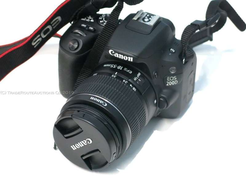 Canon EOS 200D DSLR Camera - 24.2MP - DIGIC 7 - with Canon 18-55 III Lens kit