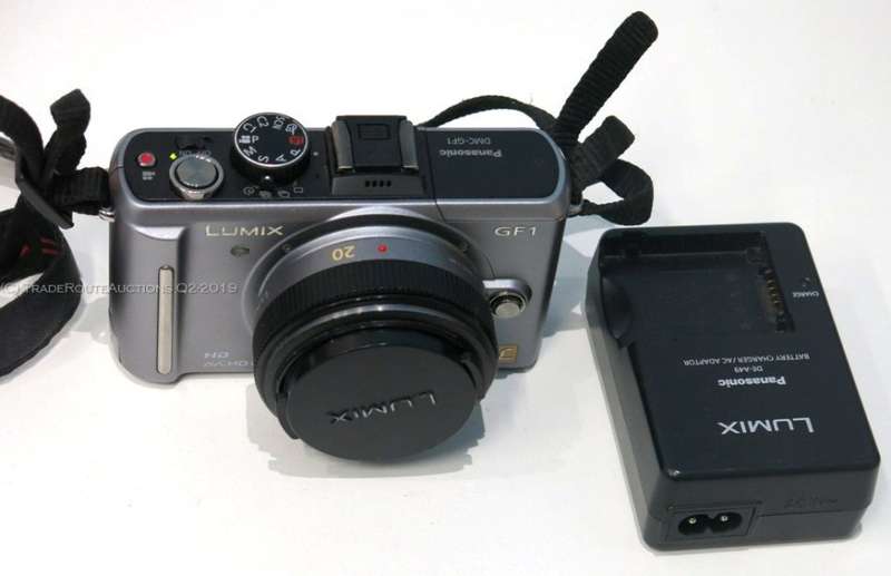 Boxed - Panasonic DMC-GF1 Digital Camera with LUMIX G 20mm Lens Kit