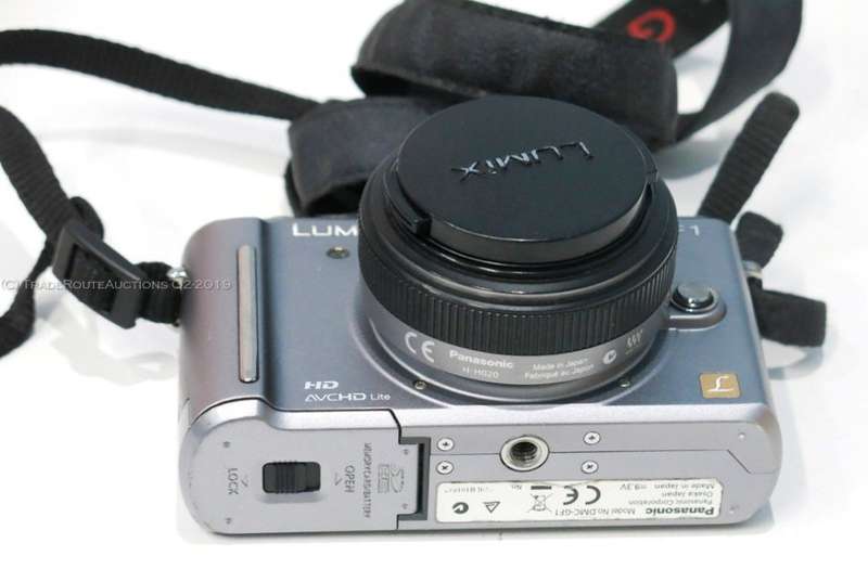 Boxed - Panasonic DMC-GF1 Digital Camera with LUMIX G 20mm Lens Kit