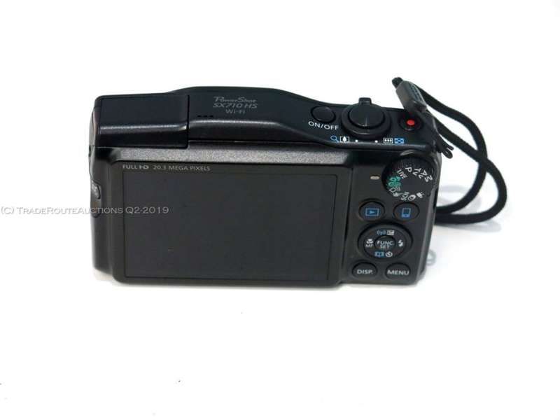 Boxed - Canon SX710 Ultra Zoom Digital Camera Black 20.3MP | WIFI | 30X OPTICAL ZOOM