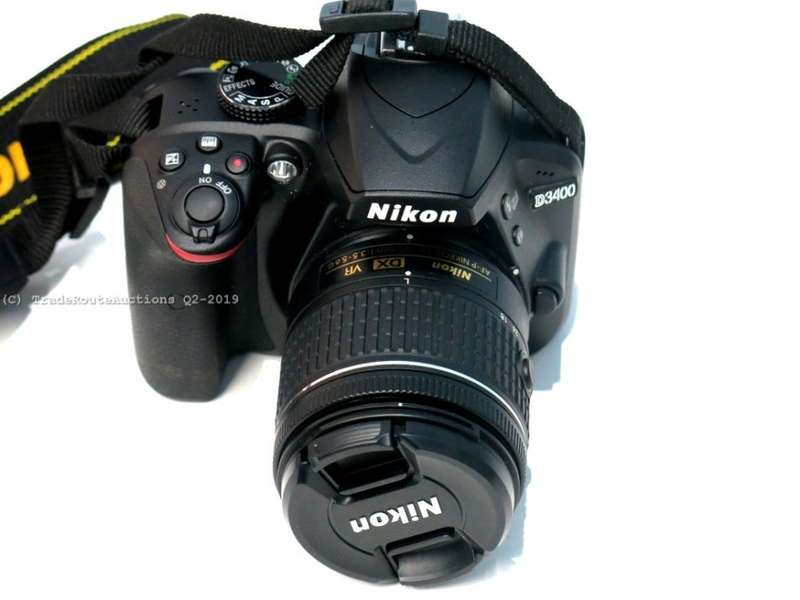 New Nikon D3400 Camera & AF-P 18-55mm + AF-P DX 70-300mm F/4.5-6.3G ED VR Twin Lens KIT